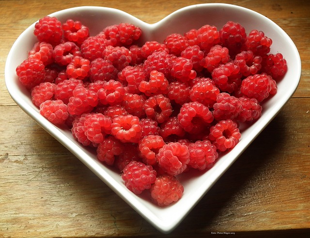 NHSOA-Heart-Health-Raspberries